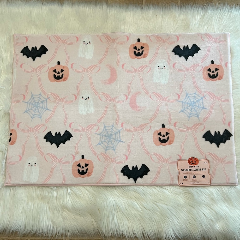 Halloween Accent Rug Creep It Real Pink Bows Ghost & Pumpkins Plush Rug 24x36